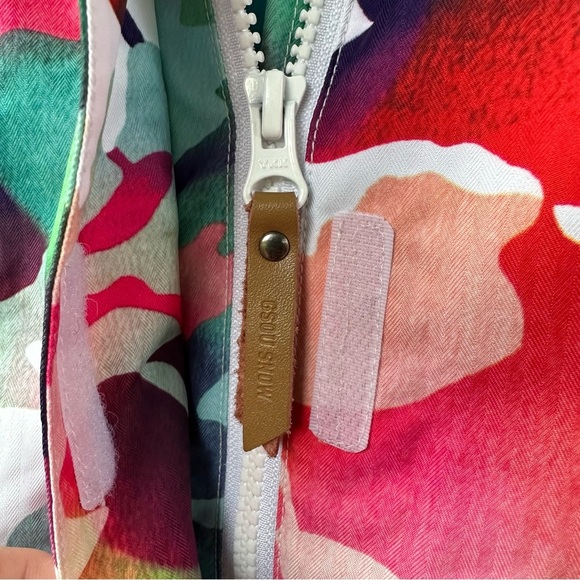 GSOU SNOW Vibrant Camo Insulated Snow Jacket XS Removable Hood Waterproof Ski - Picture 4 of 12